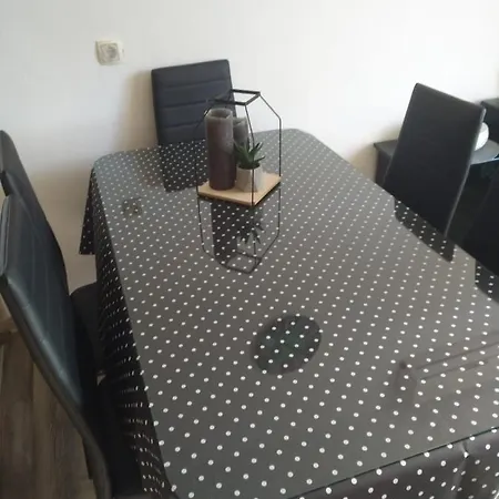 Greta Apartment